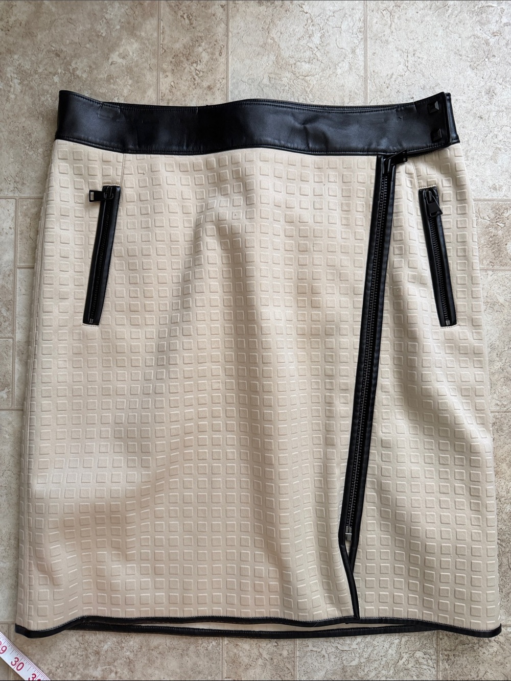 Per Se Cream Pencil Skirt with Black Trim and Zippers